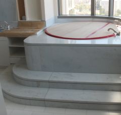 Jacuzzi Tub Surround and Round Steps with 1/2" reveal, by Carpet Floor & More